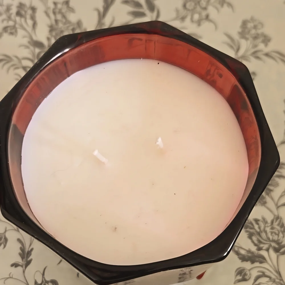MWG Juniper Apple Luxury Botanical Soy Candle Red Glass 27oz NWT